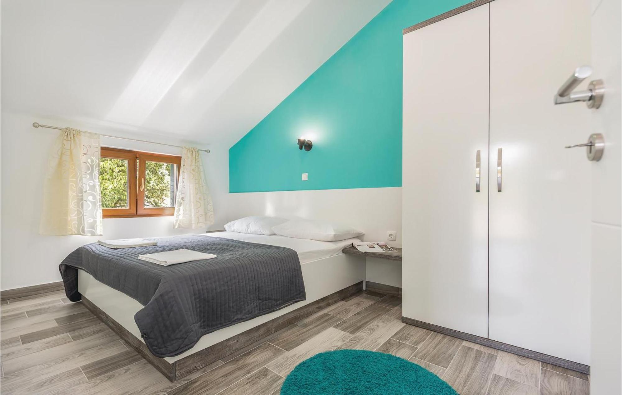 6 Bedroom Gorgeous Home In Zagvozd Extérieur photo
